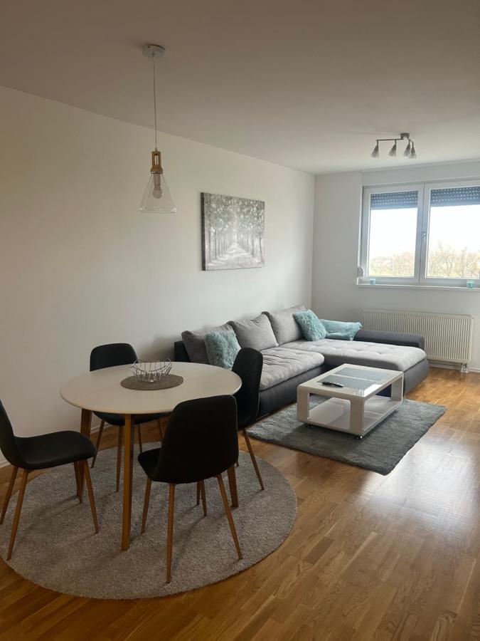 Natasha Apartman *